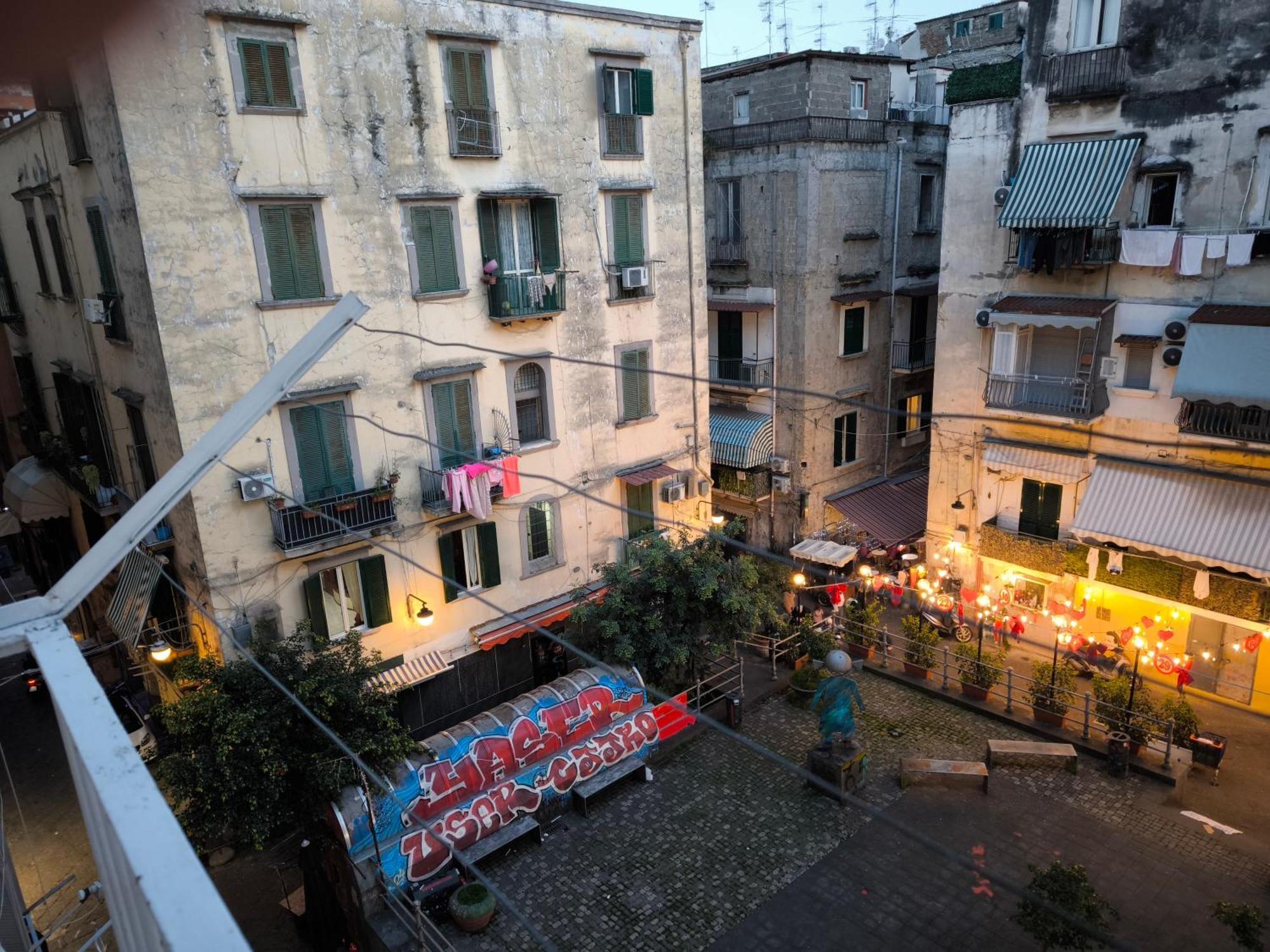 Appartamento Casa del Girasole Napoli Esterno foto
