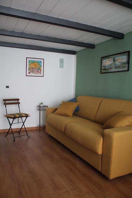 Appartamento Casa del Girasole Napoli Esterno foto